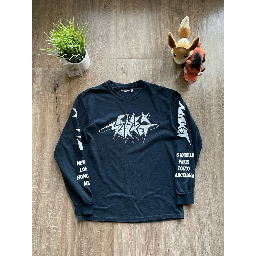 BlackMarket USA T Shirt